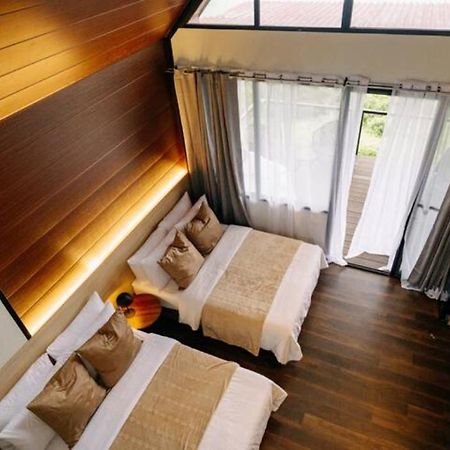 Grey Rock Mountain Cabin W/ Jacuzzi Balamban エクステリア 写真