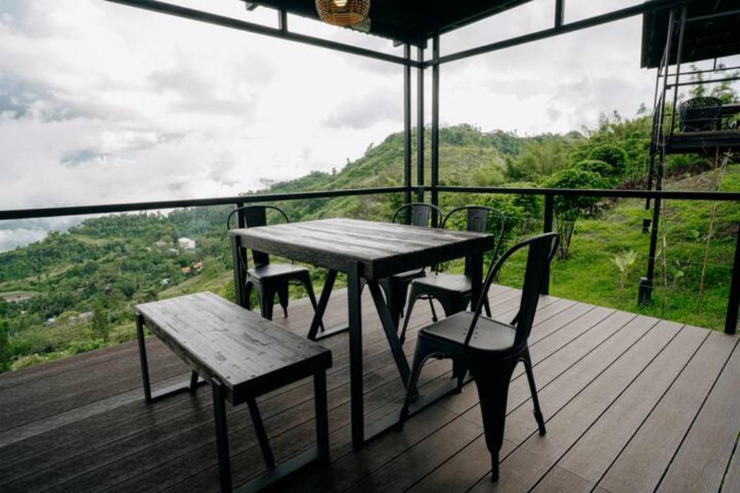 Grey Rock Mountain Cabin W/ Jacuzzi Balamban エクステリア 写真