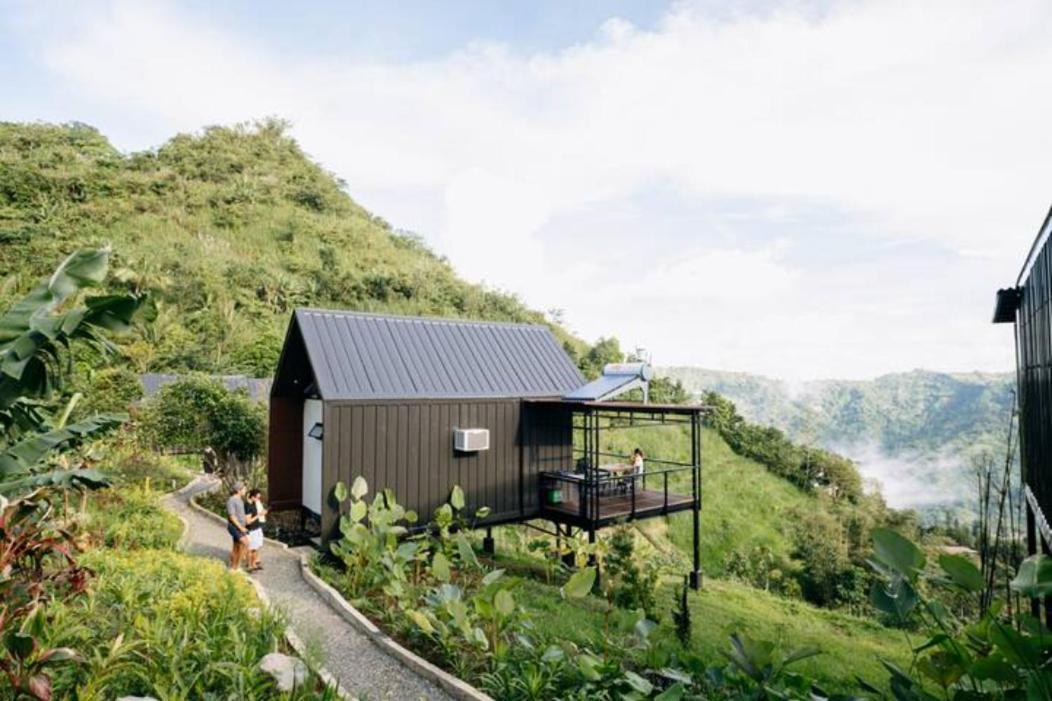Grey Rock Mountain Cabin W/ Jacuzzi Balamban エクステリア 写真